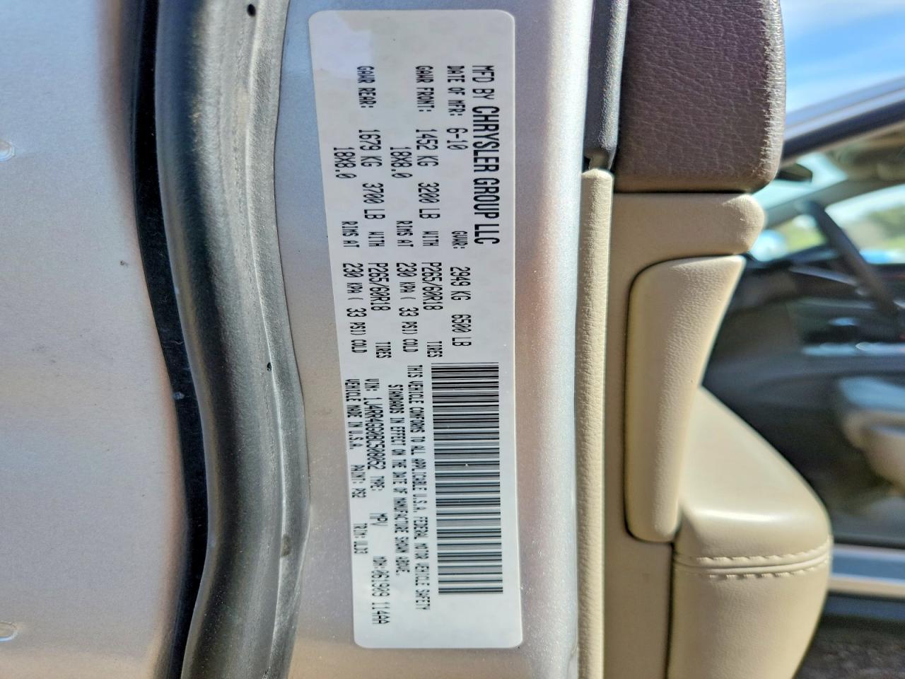 2011 JEEP GRAND CHEROKEE LAREDO photo 34