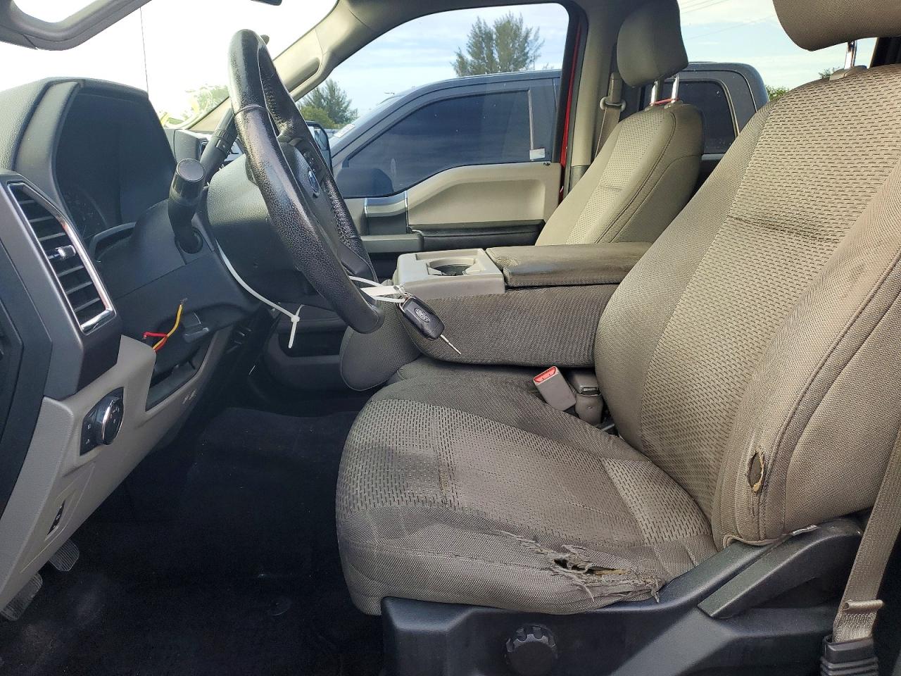 2016 FORD F150 SUPERCREW photo 13
