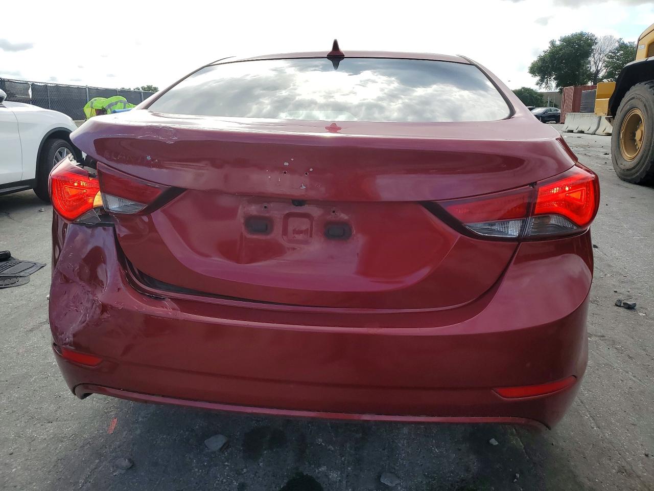2015 HYUNDAI ELANTRA SE photo 11