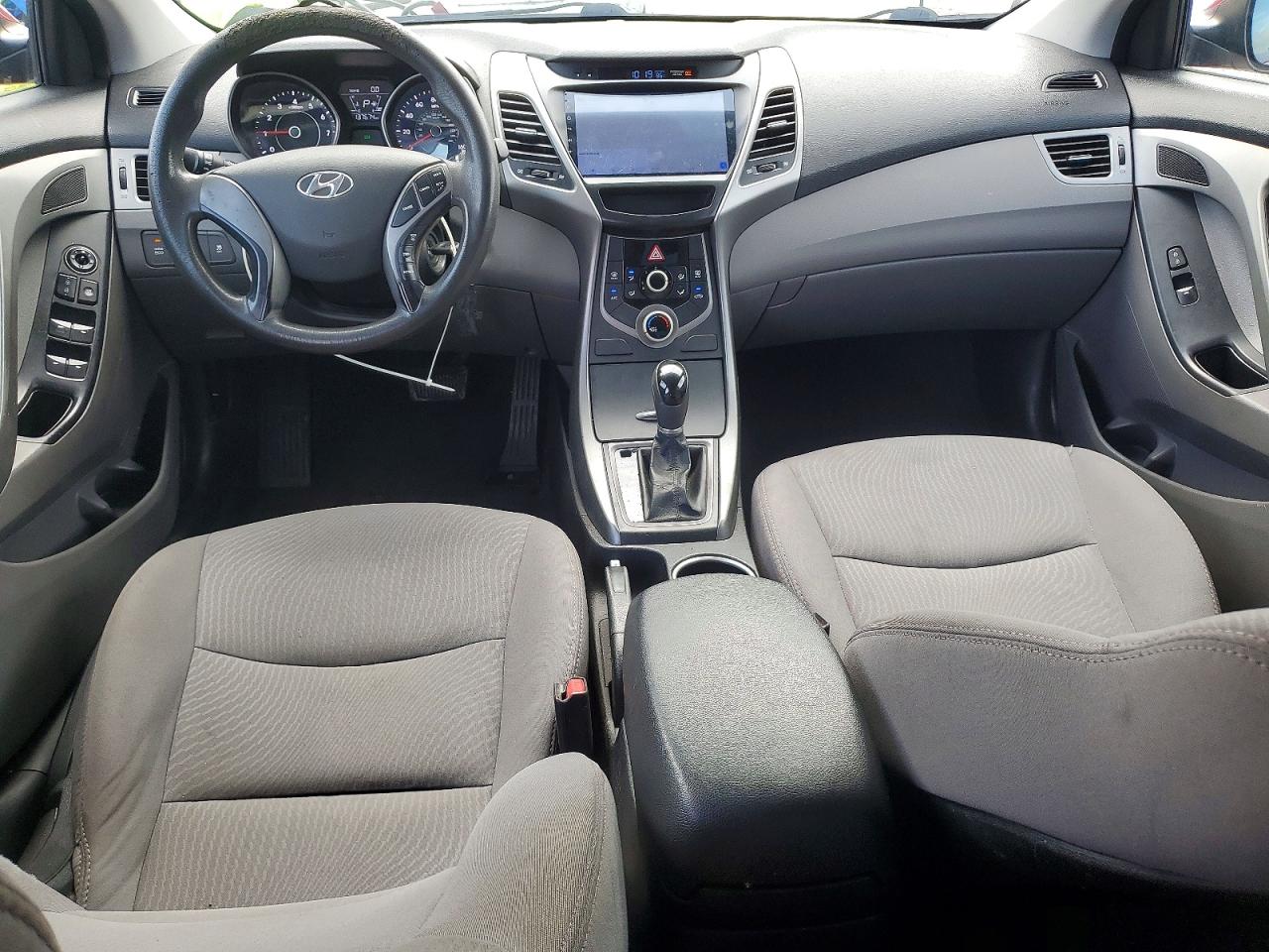 2015 HYUNDAI ELANTRA SE photo 15