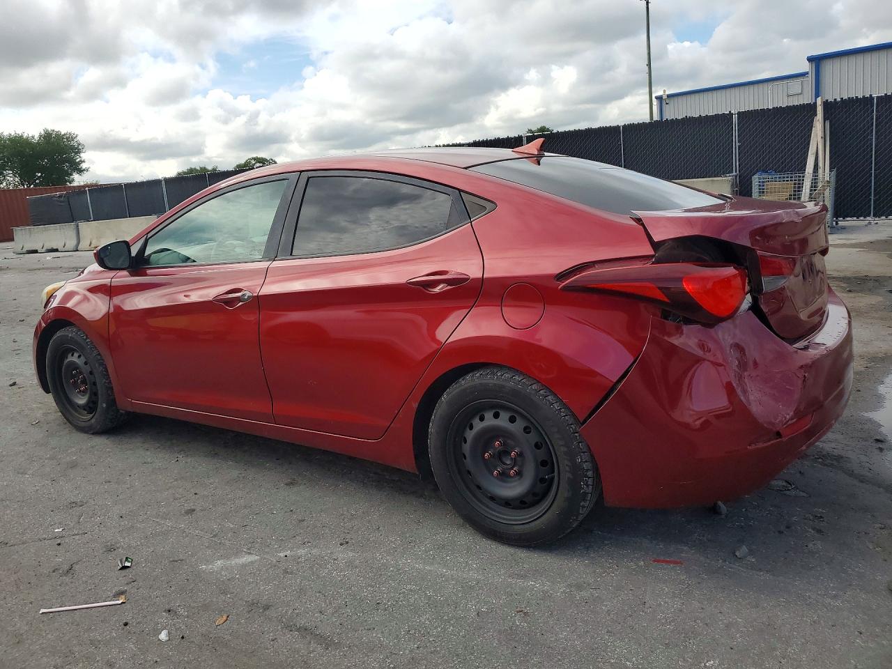 2015 HYUNDAI ELANTRA SE photo 3