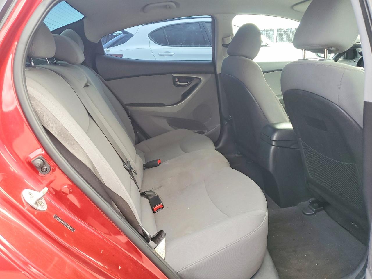 2015 HYUNDAI ELANTRA SE photo 19