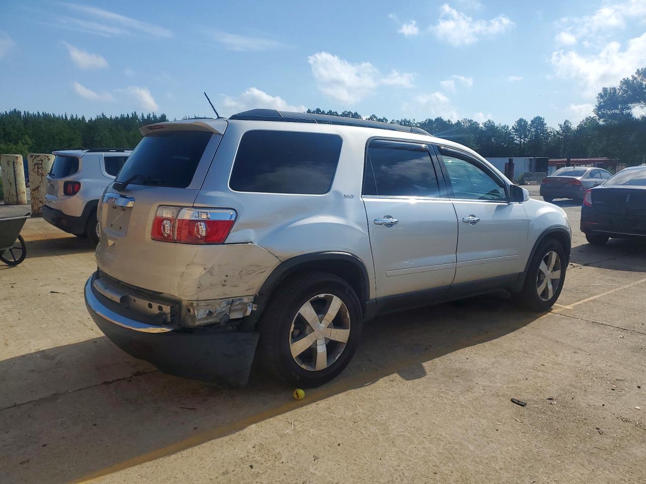 2011 GMC ACADIA SLT-2 photo 5