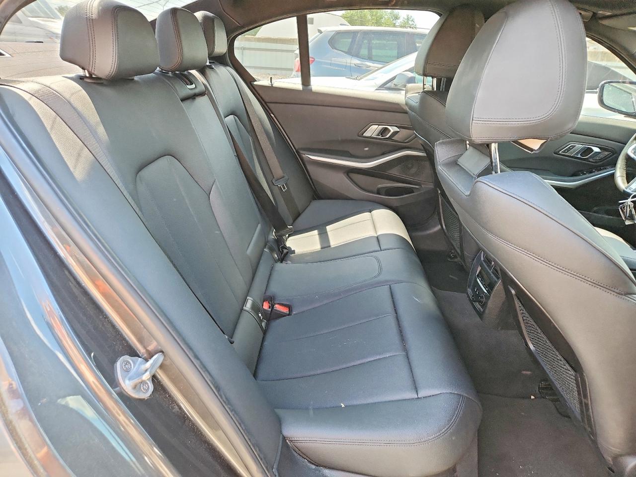 2020 BMW 330XI photo 19