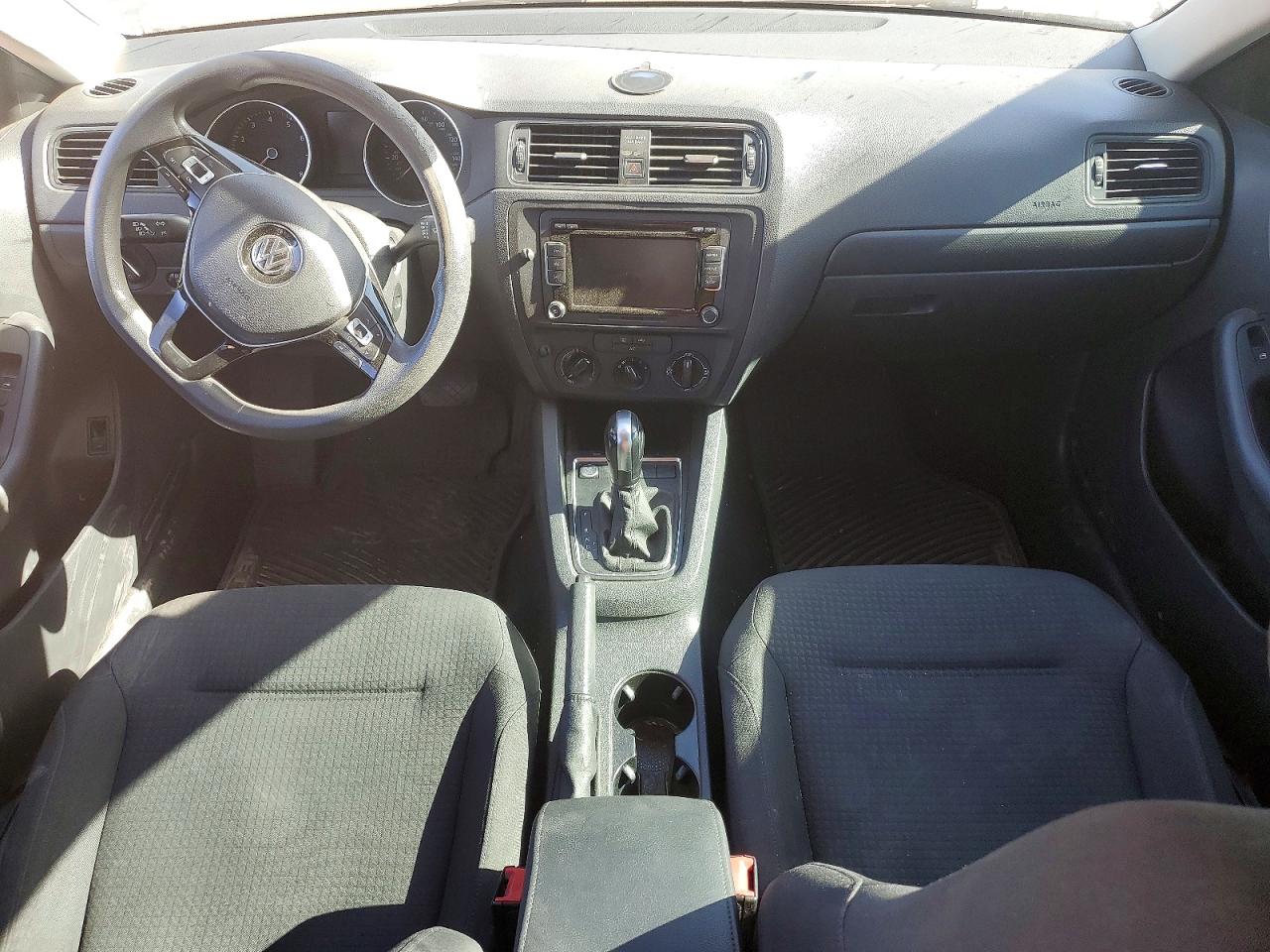 2015 VOLKSWAGEN JETTA BASE photo 15