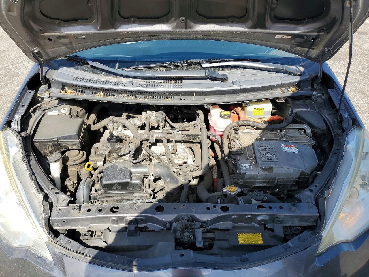 2012 TOYOTA PRIUS C ONE photo 11