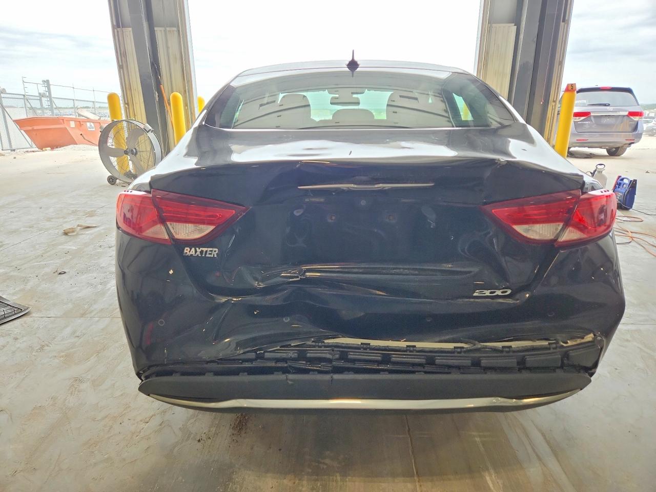 2015 CHRYSLER 200 LIMITED photo 11