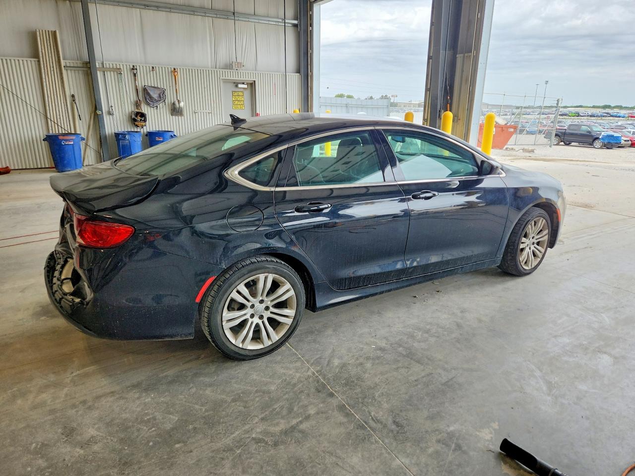 2015 CHRYSLER 200 LIMITED photo 5