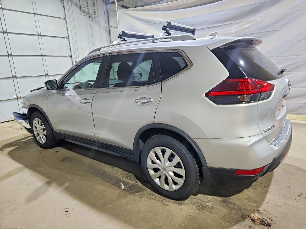 2017 NISSAN ROGUE S photo 3