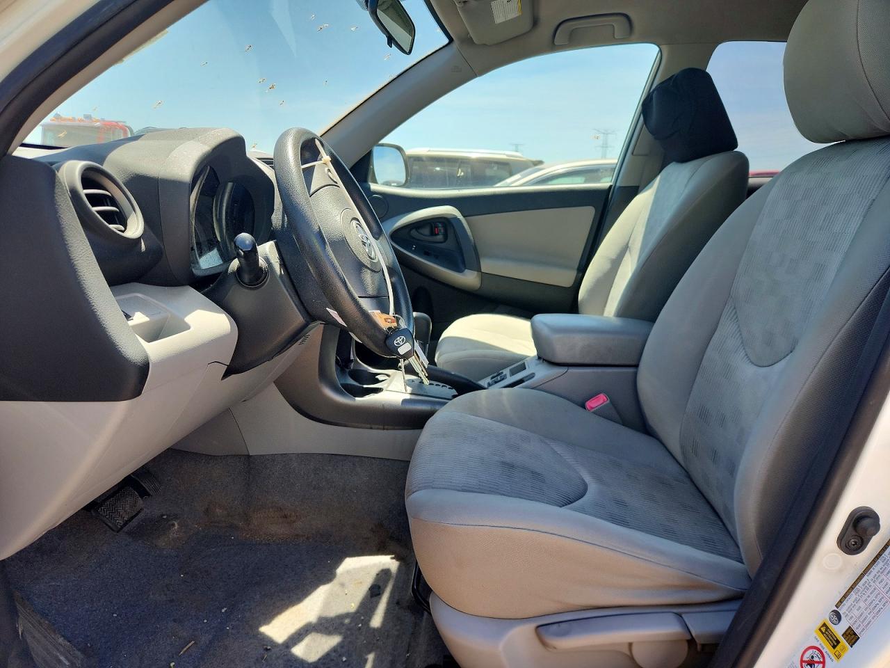 2010 TOYOTA RAV4 BASE photo 13