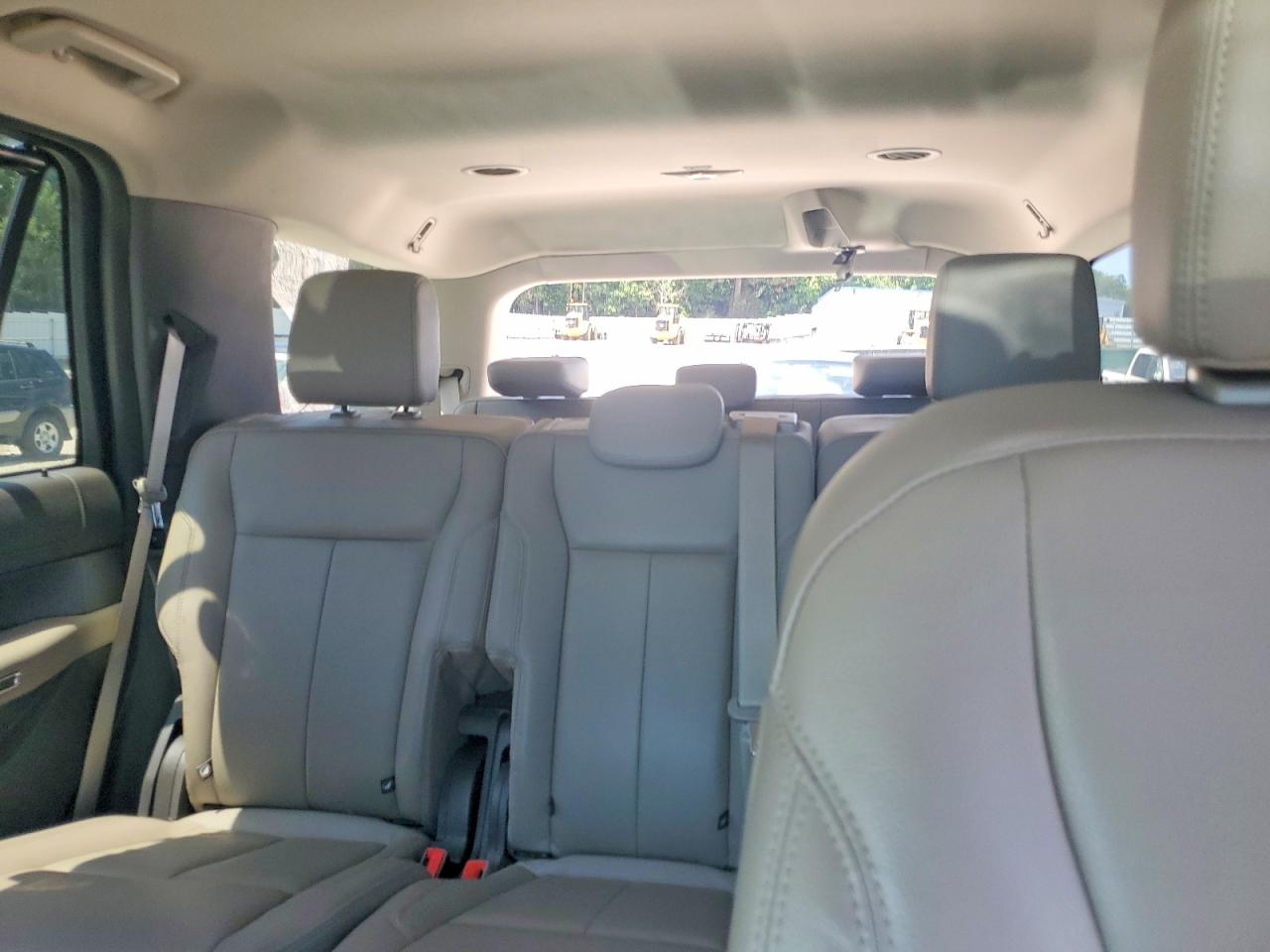 2019 FORD EXPEDITION XLT photo 19