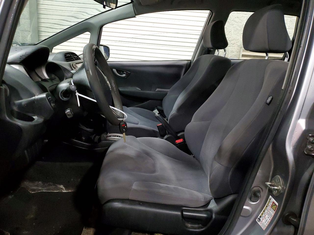 2009 HONDA FIT photo 13