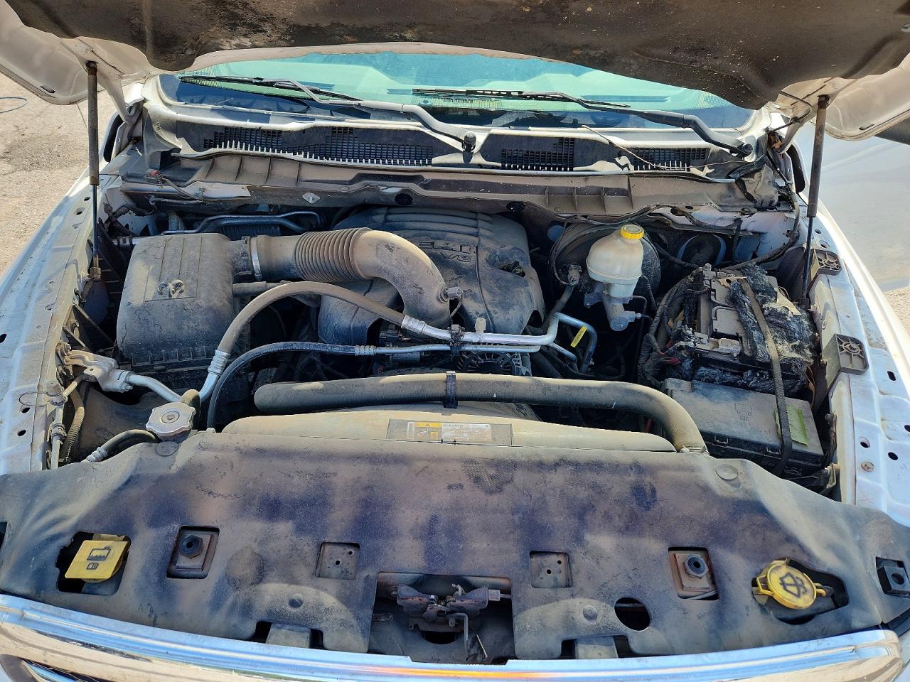 2015 RAM 1500 SLT photo 11