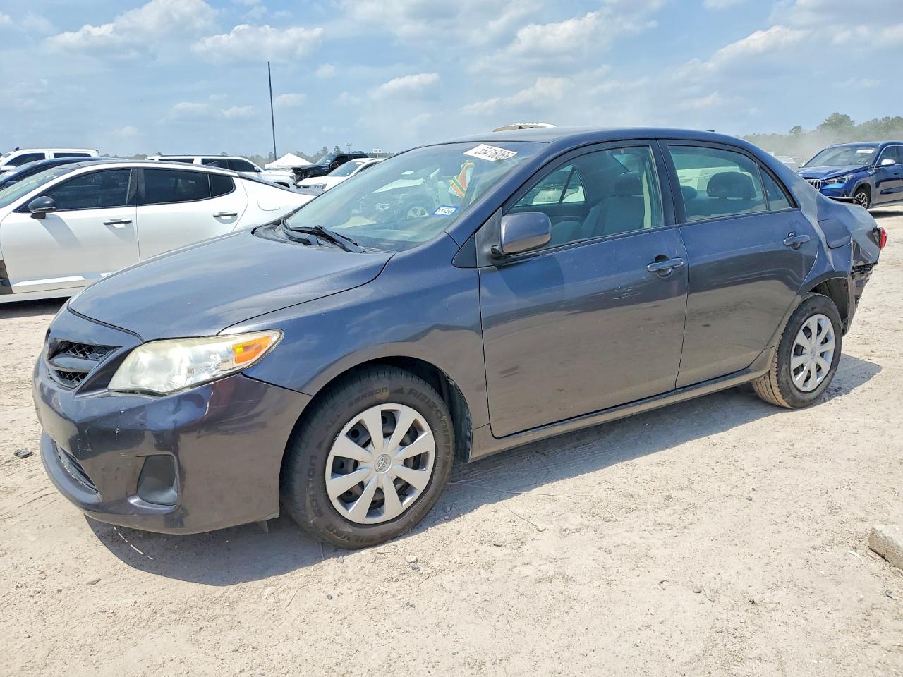 2011 TOYOTA COROLLA