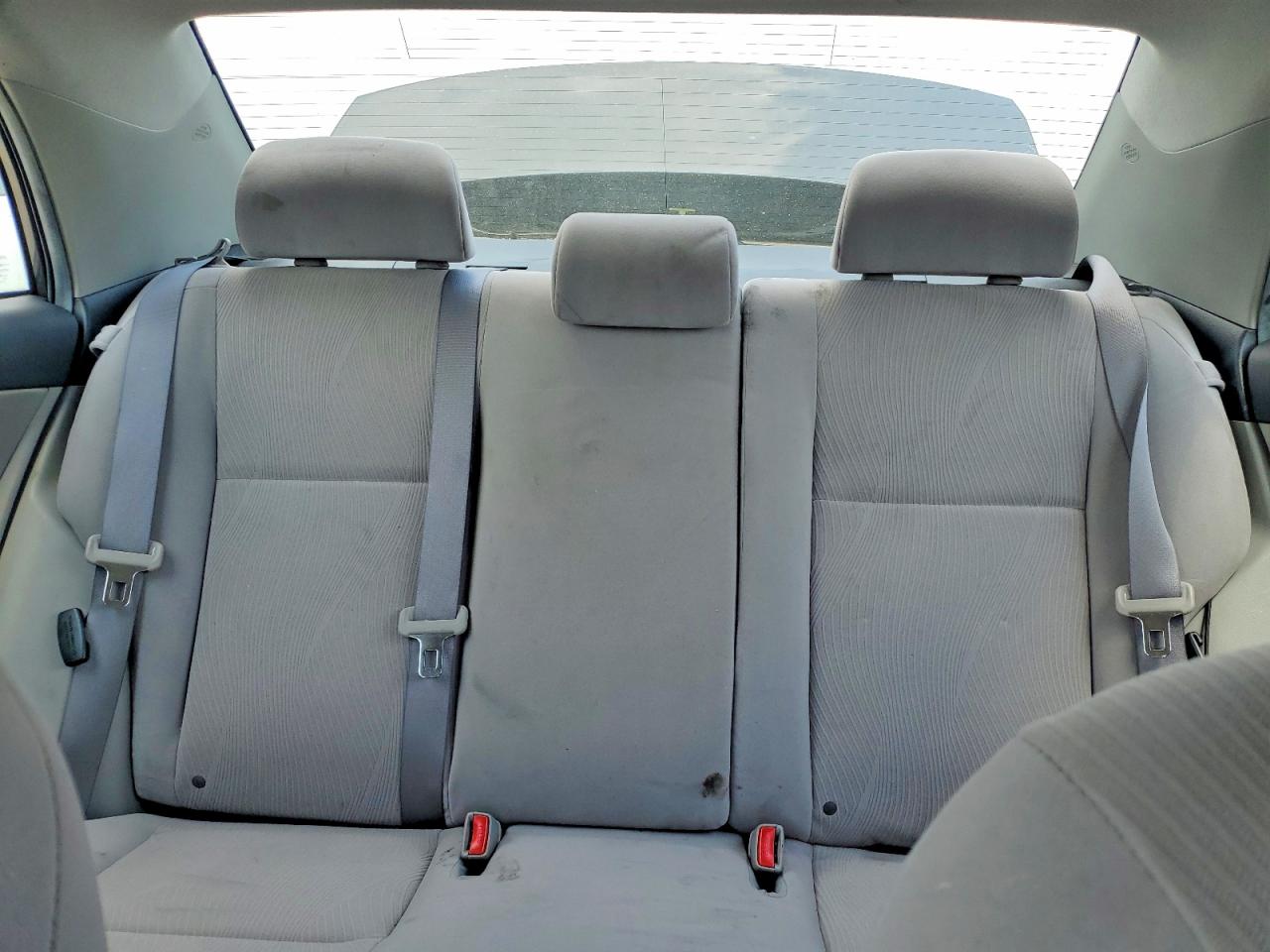 2011 TOYOTA COROLLA LE photo 10