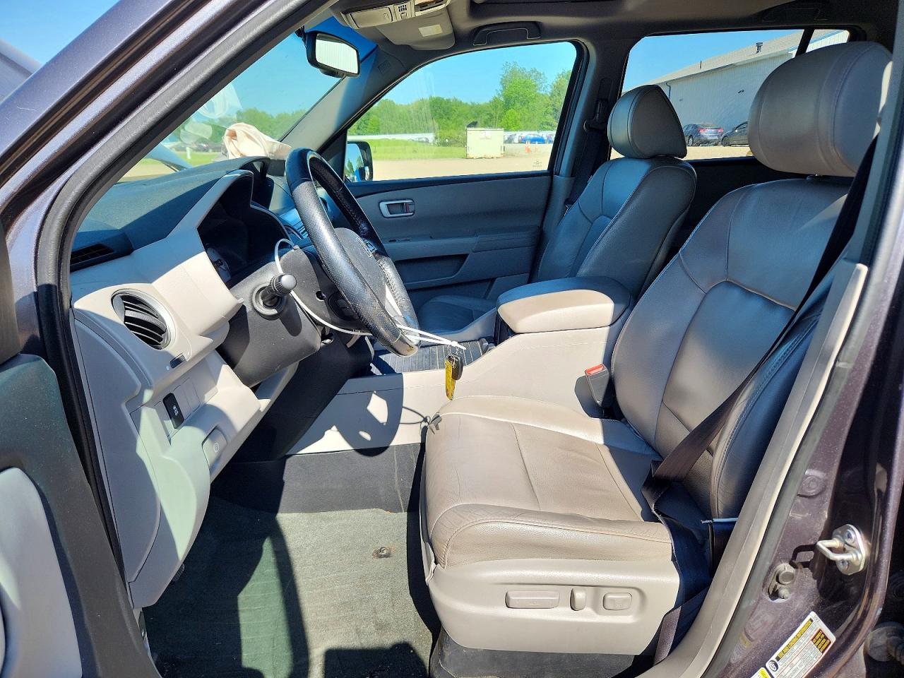 2015 HONDA PILOT EXL photo 13