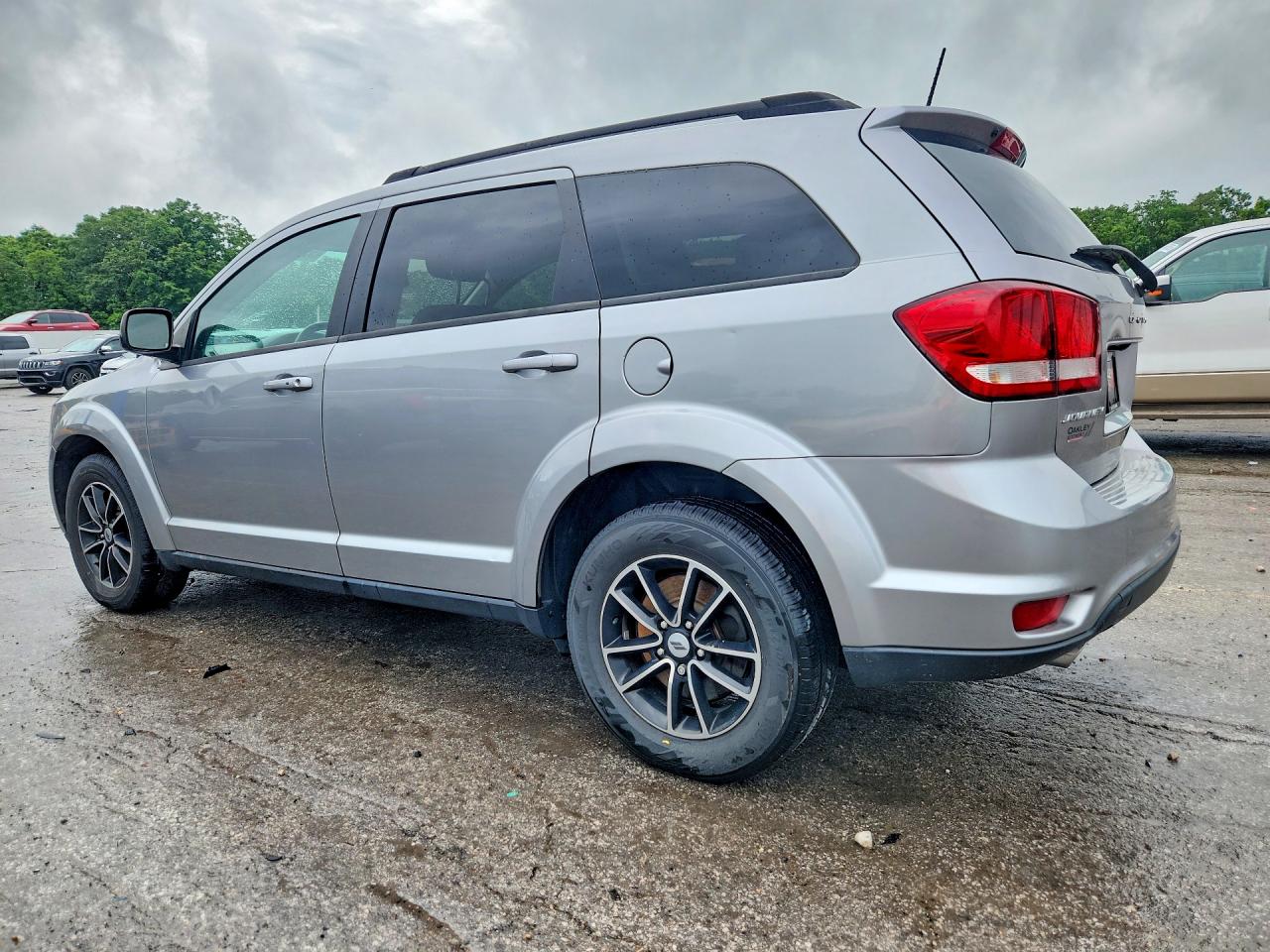 2018 DODGE JOURNEY SXT photo 3