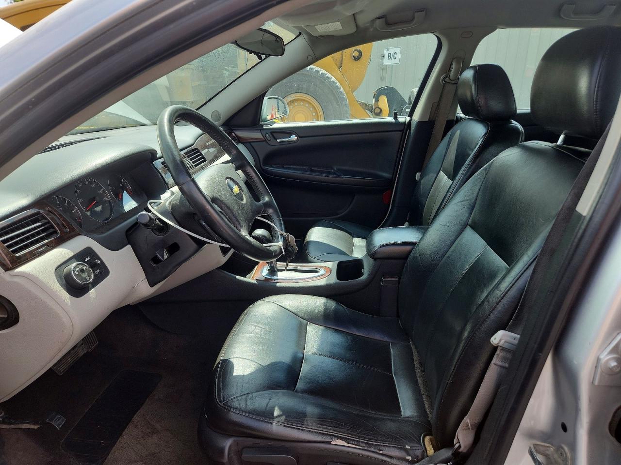 2012 CHEVROLET IMPALA LT photo 13