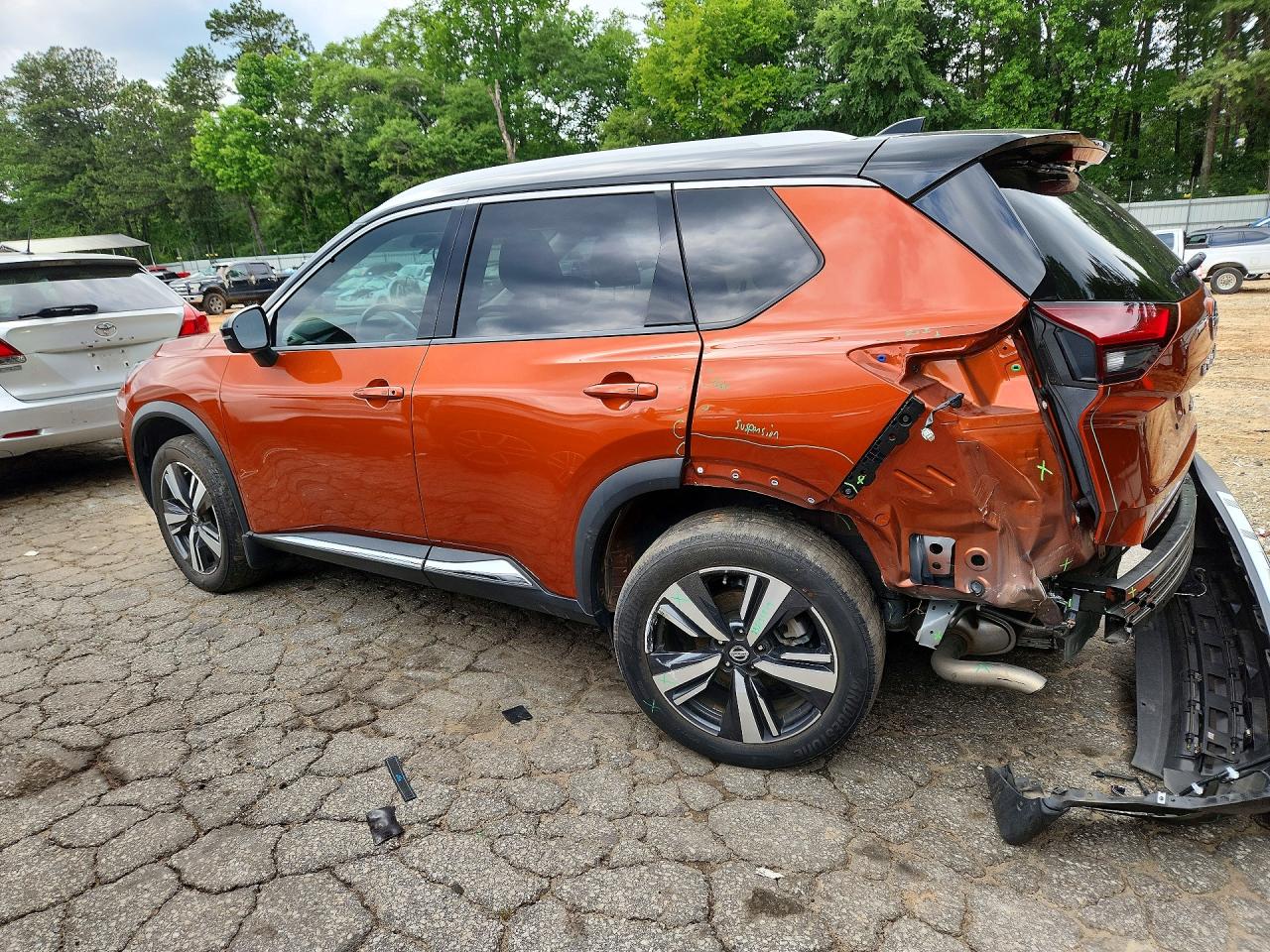 2021 NISSAN ROGUE PLATINUM photo 4