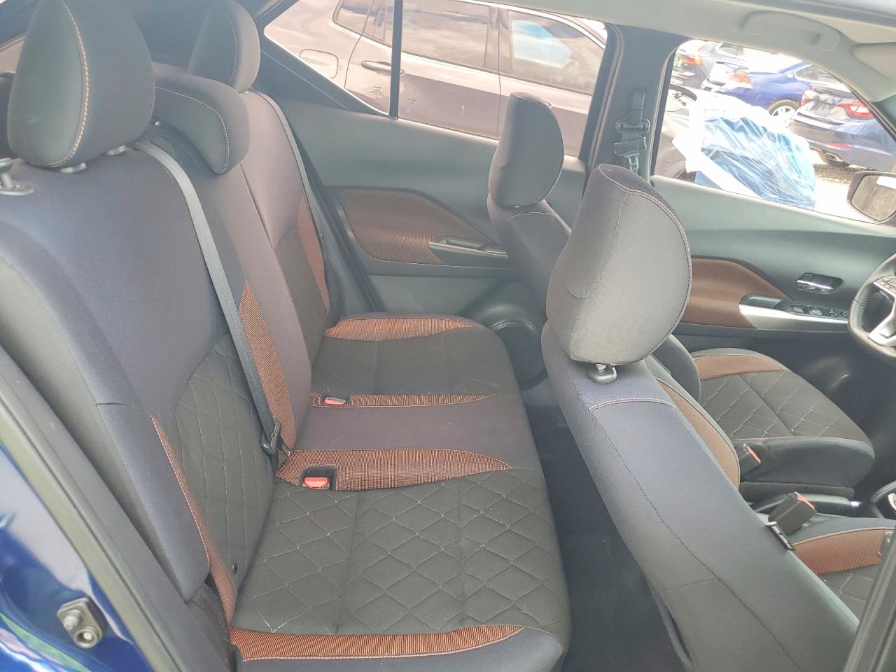 2018 NISSAN KICKS SR photo 21