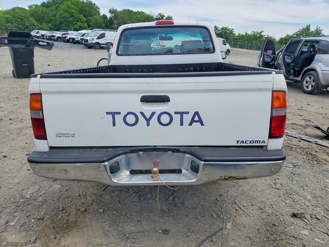 1999 TOYOTA TACOMA BASE photo 11