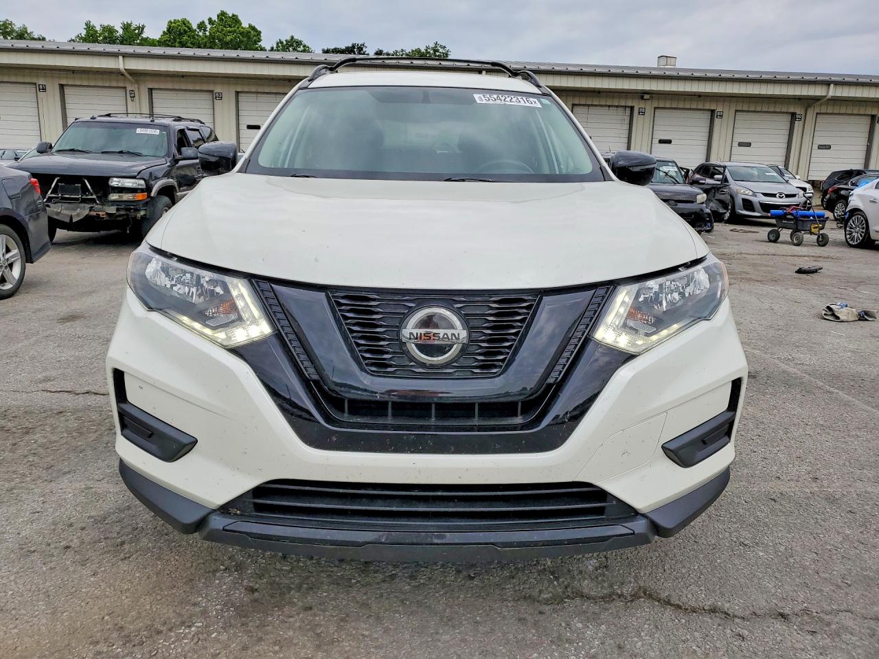 2018 NISSAN ROGUE SV photo 9