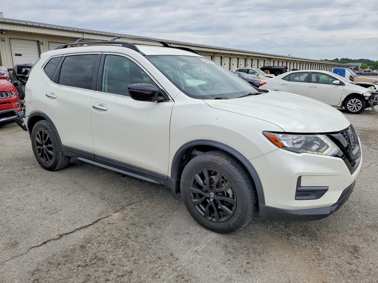 2018 NISSAN ROGUE SV photo 7