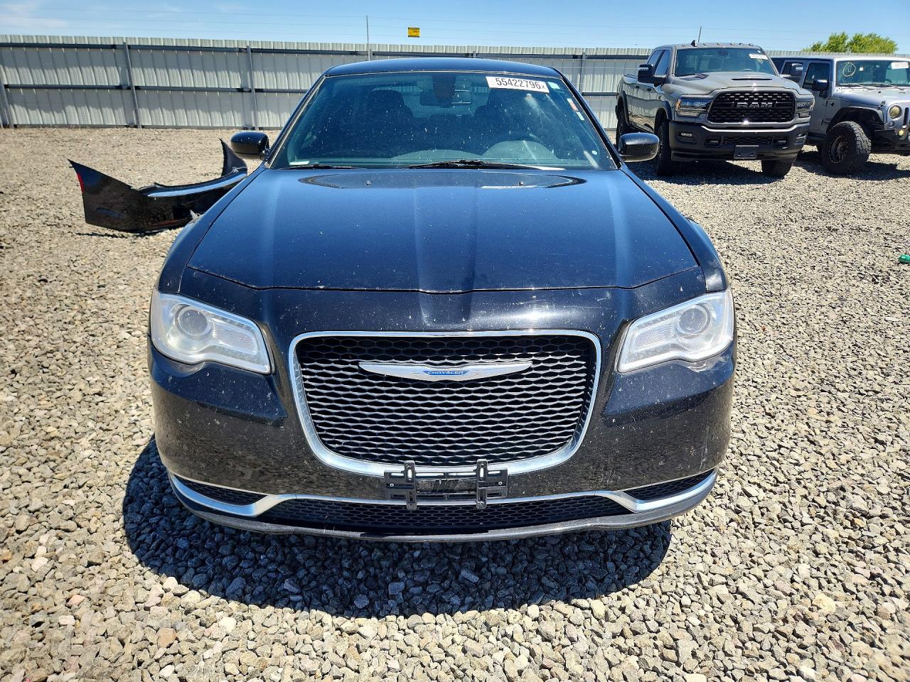 2019 CHRYSLER 300 TOURING photo 9