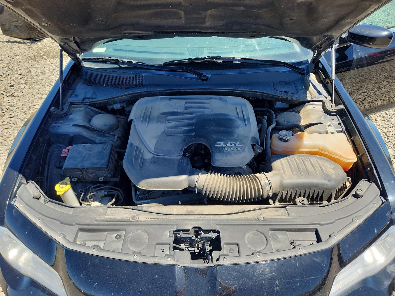2019 CHRYSLER 300 TOURING photo 21