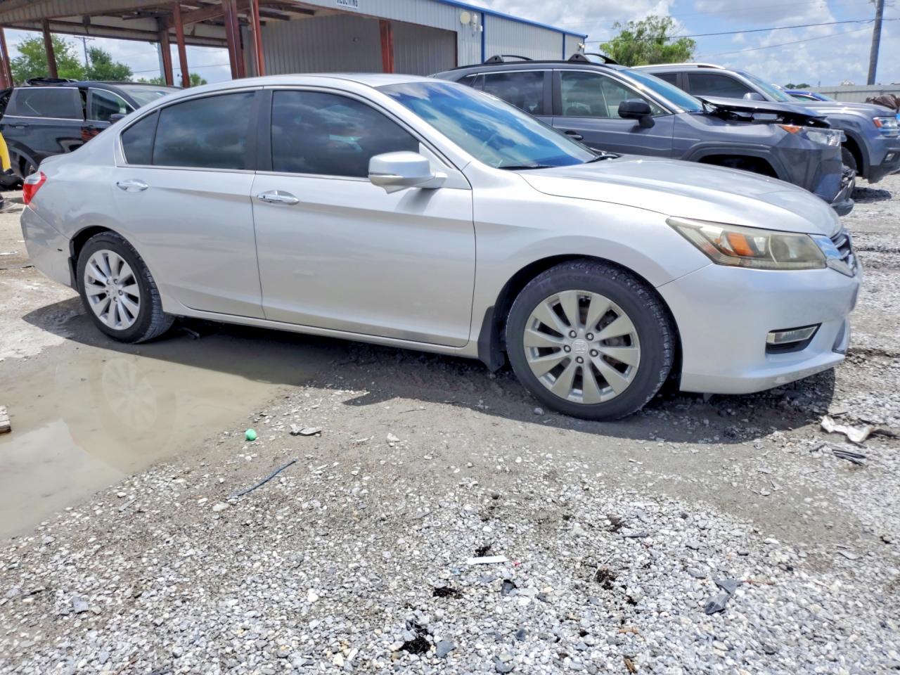 2013 HONDA ACCORD EX photo 7