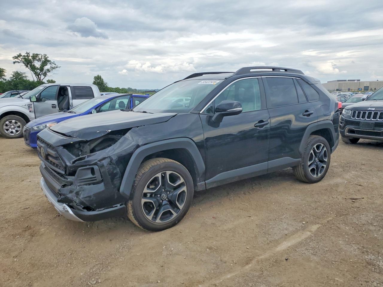 2019 TOYOTA RAV4
