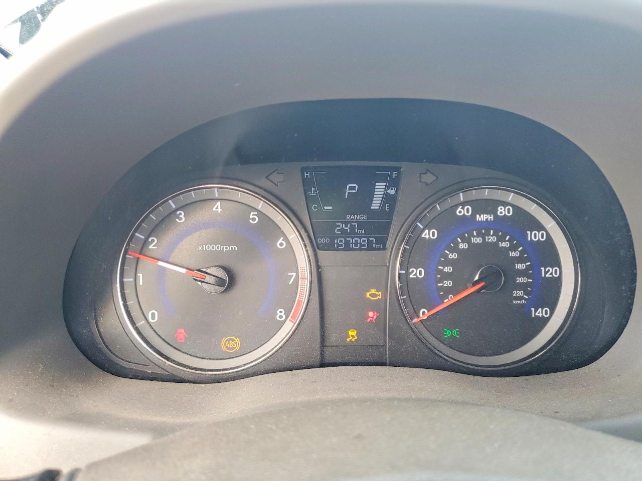 2014 HYUNDAI ACCENT GLS photo 17