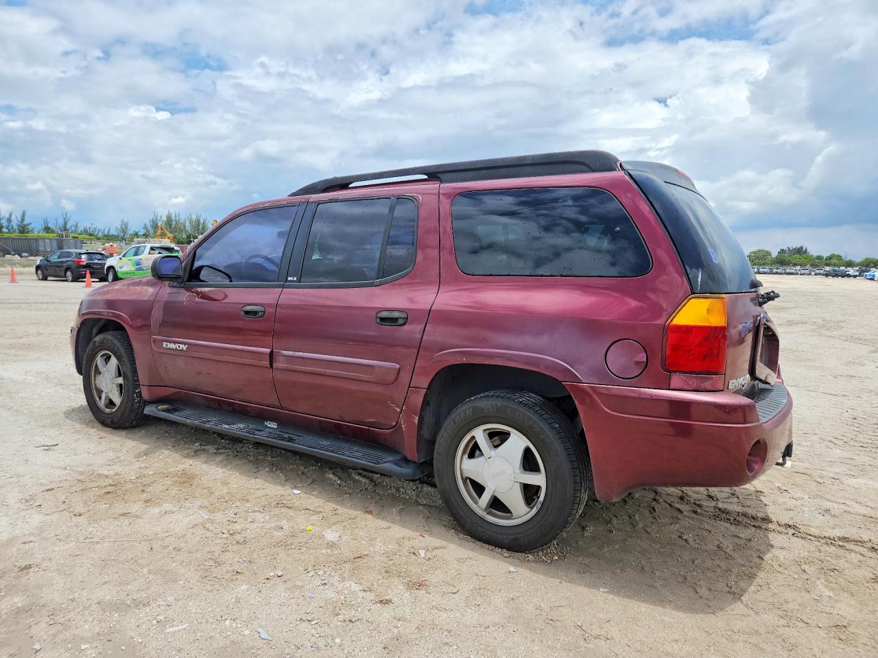 2003 GMC ENVOY XL photo 3
