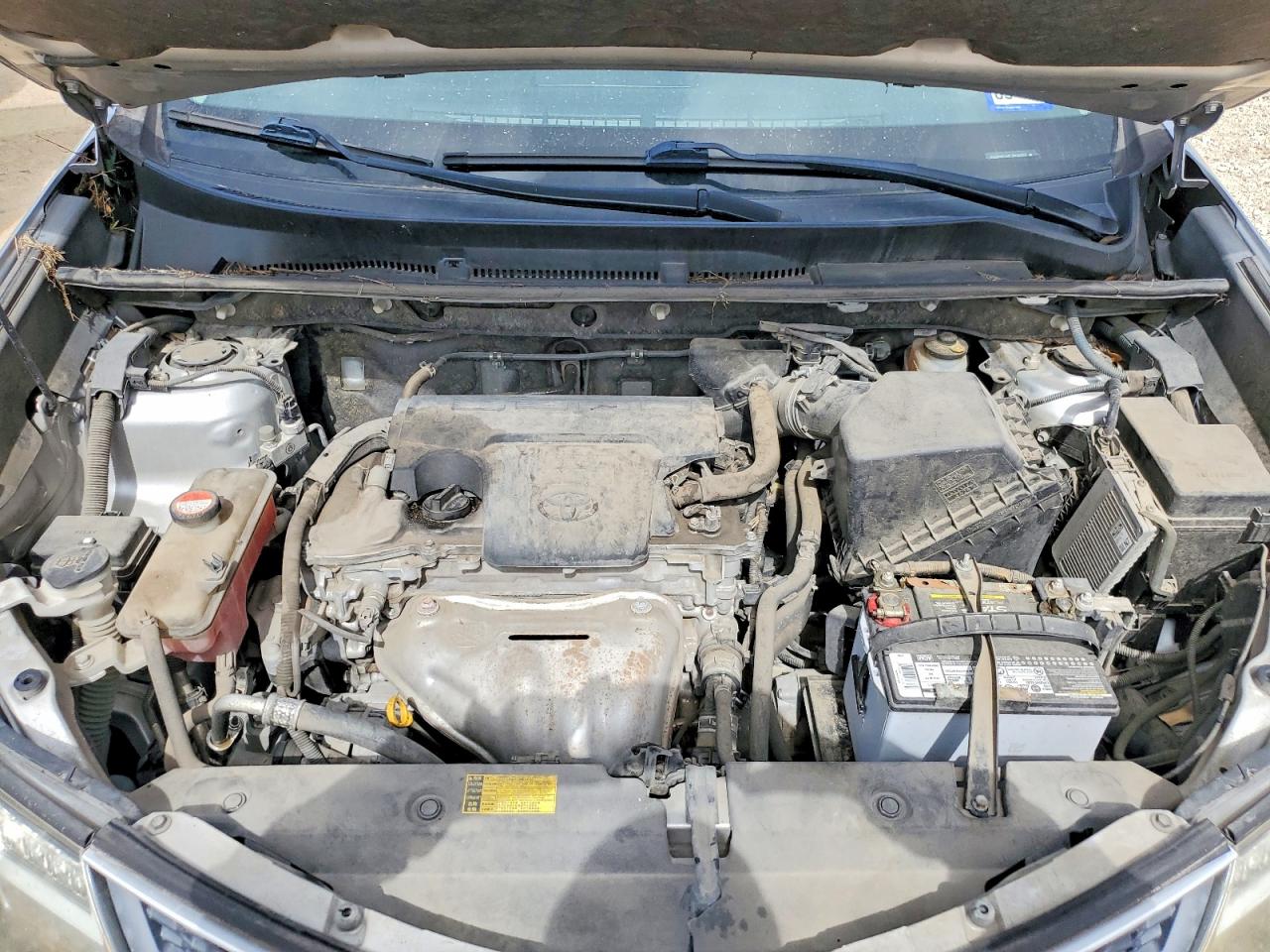 2014 TOYOTA RAV4 LE photo 34