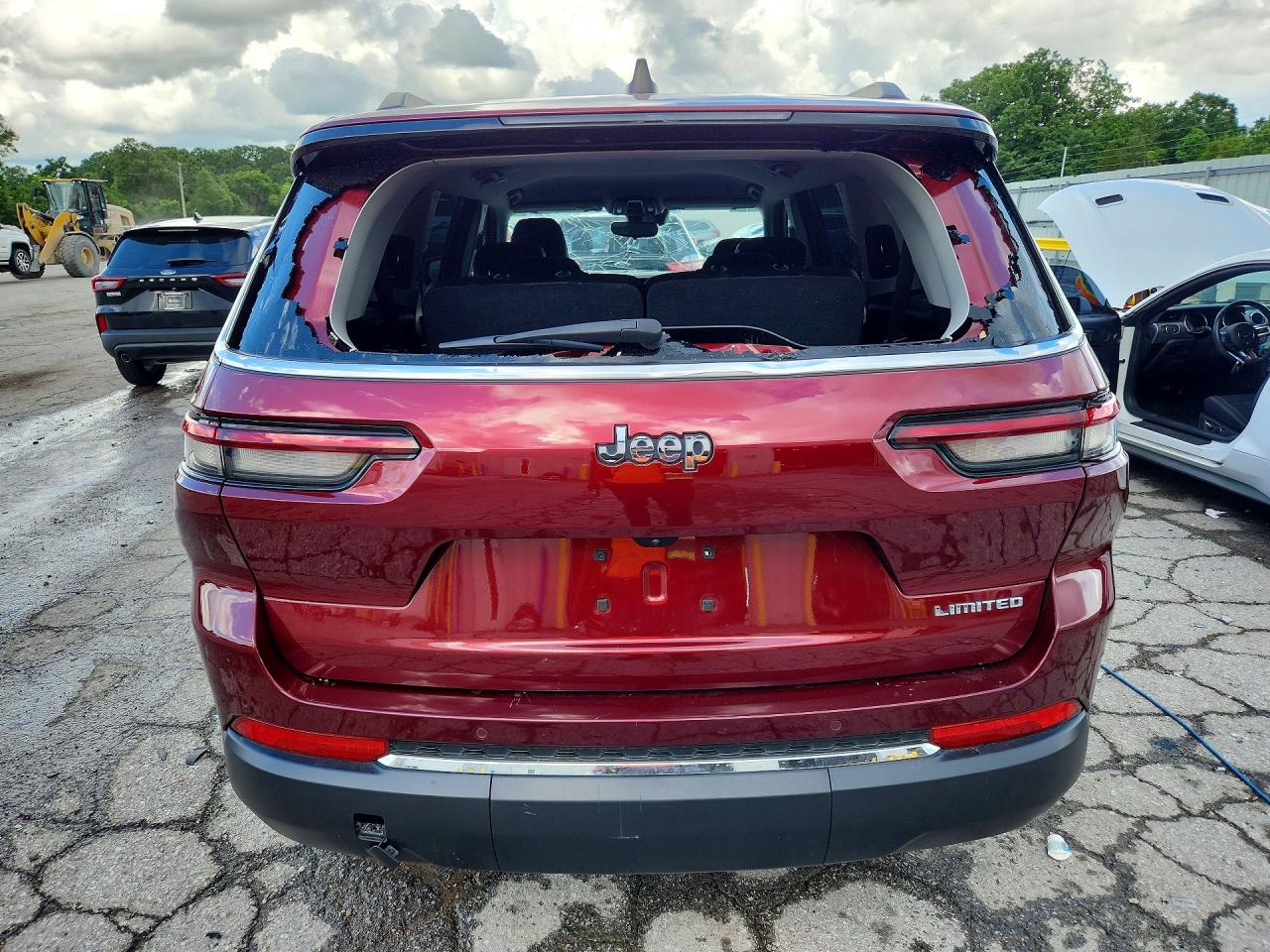 2023 JEEP GRAND CHEROKEE L LIMITED photo 6