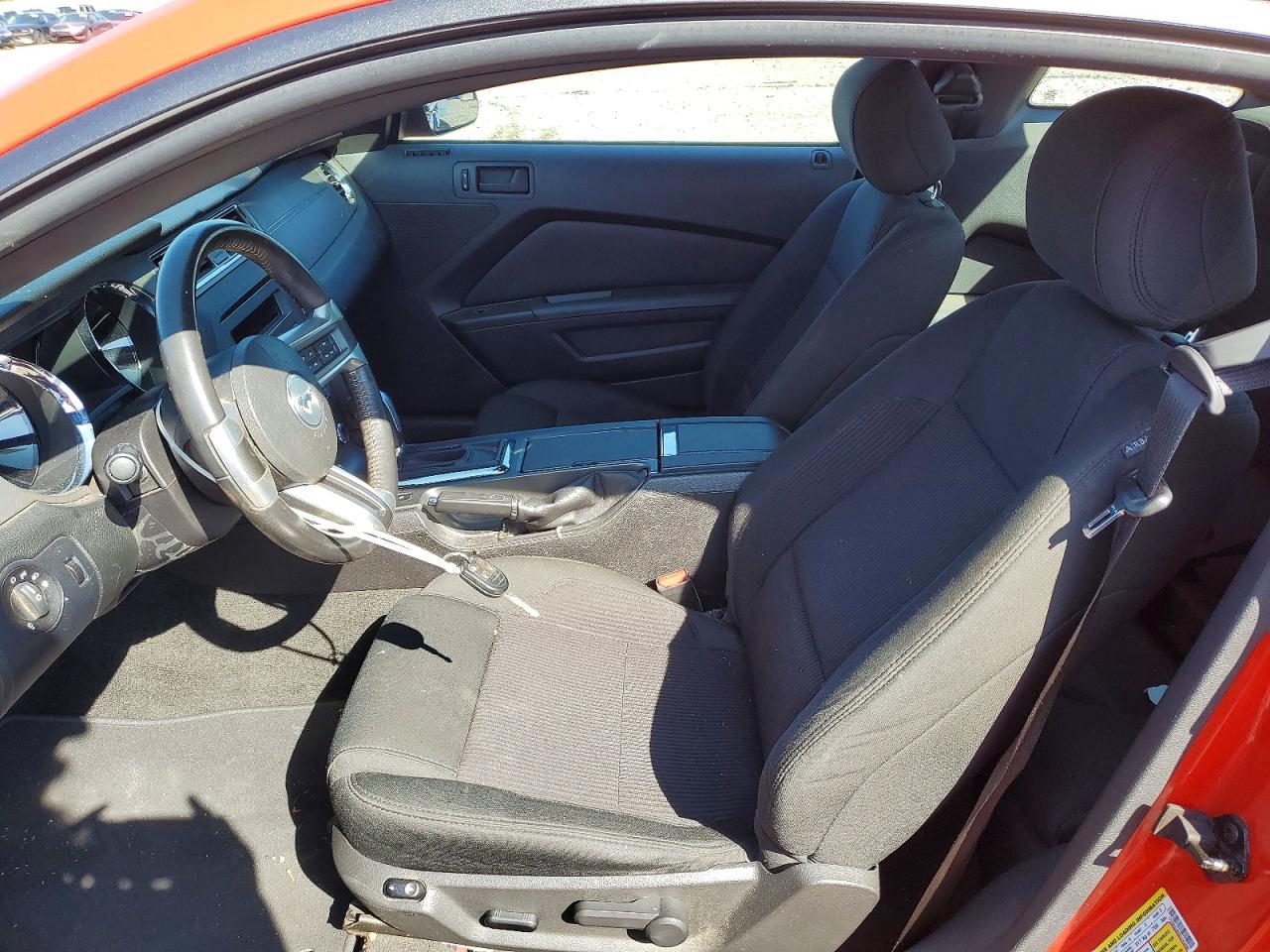 2014 FORD MUSTANG photo 13