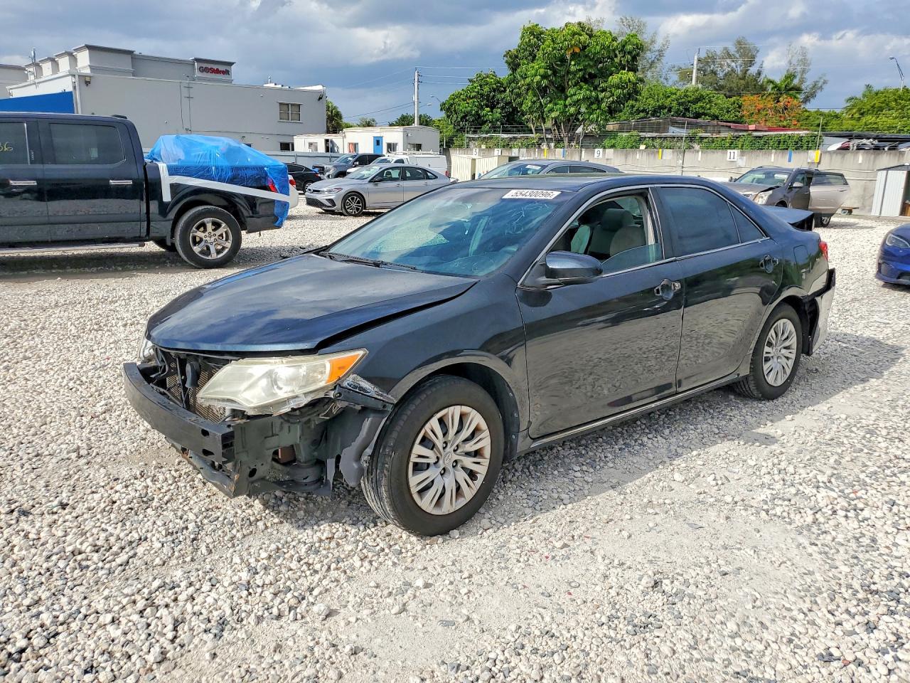2014 TOYOTA CAMRY