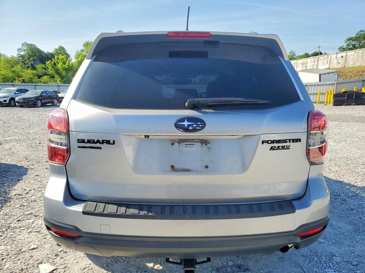 2015 SUBARU FORESTER 2.5I TOURING photo 16