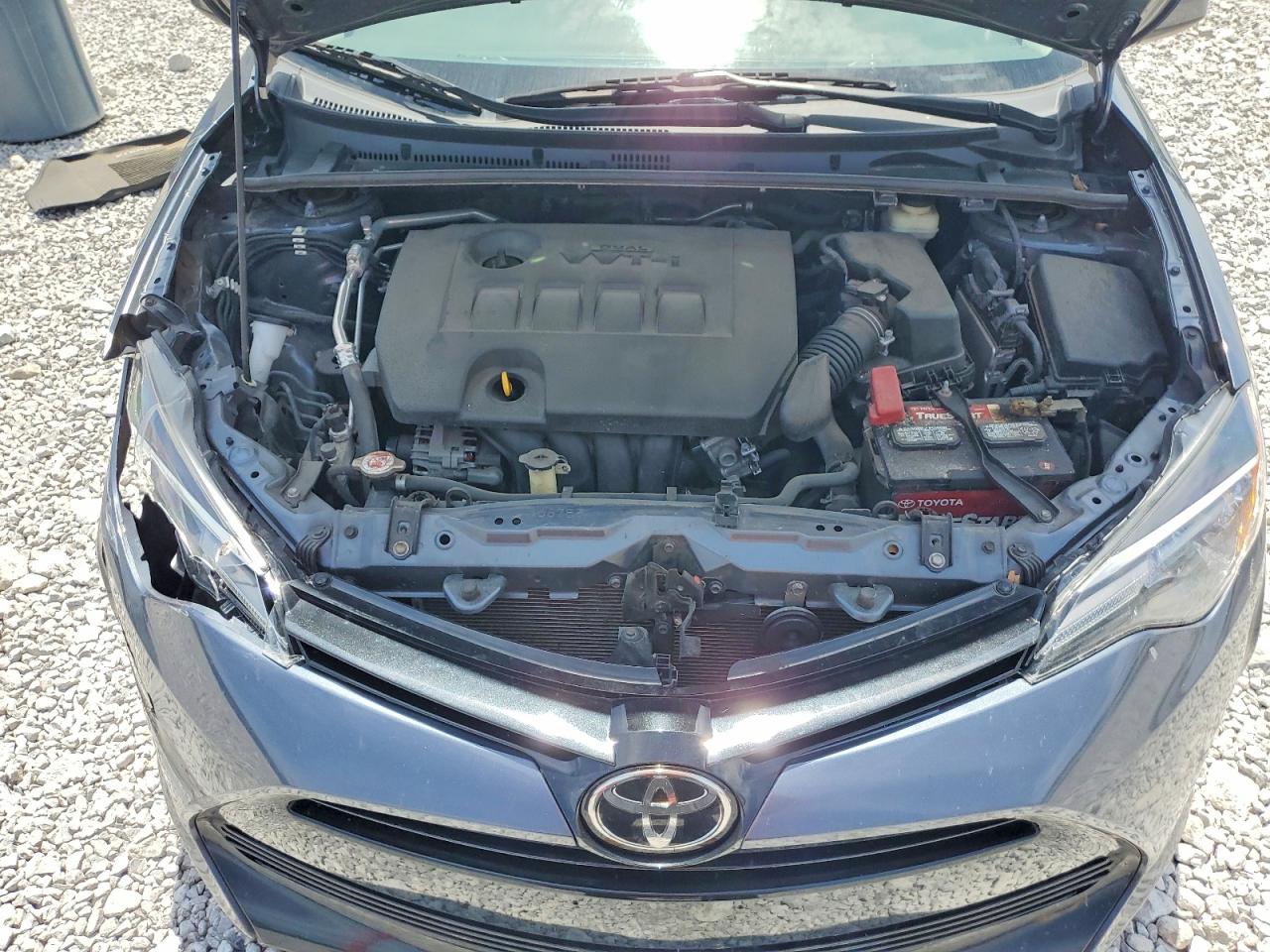 2017 TOYOTA COROLLA LE photo 21