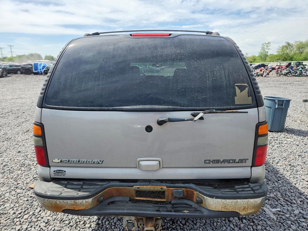 2005 CHEVROLET SUBURBAN K1500 photo 6