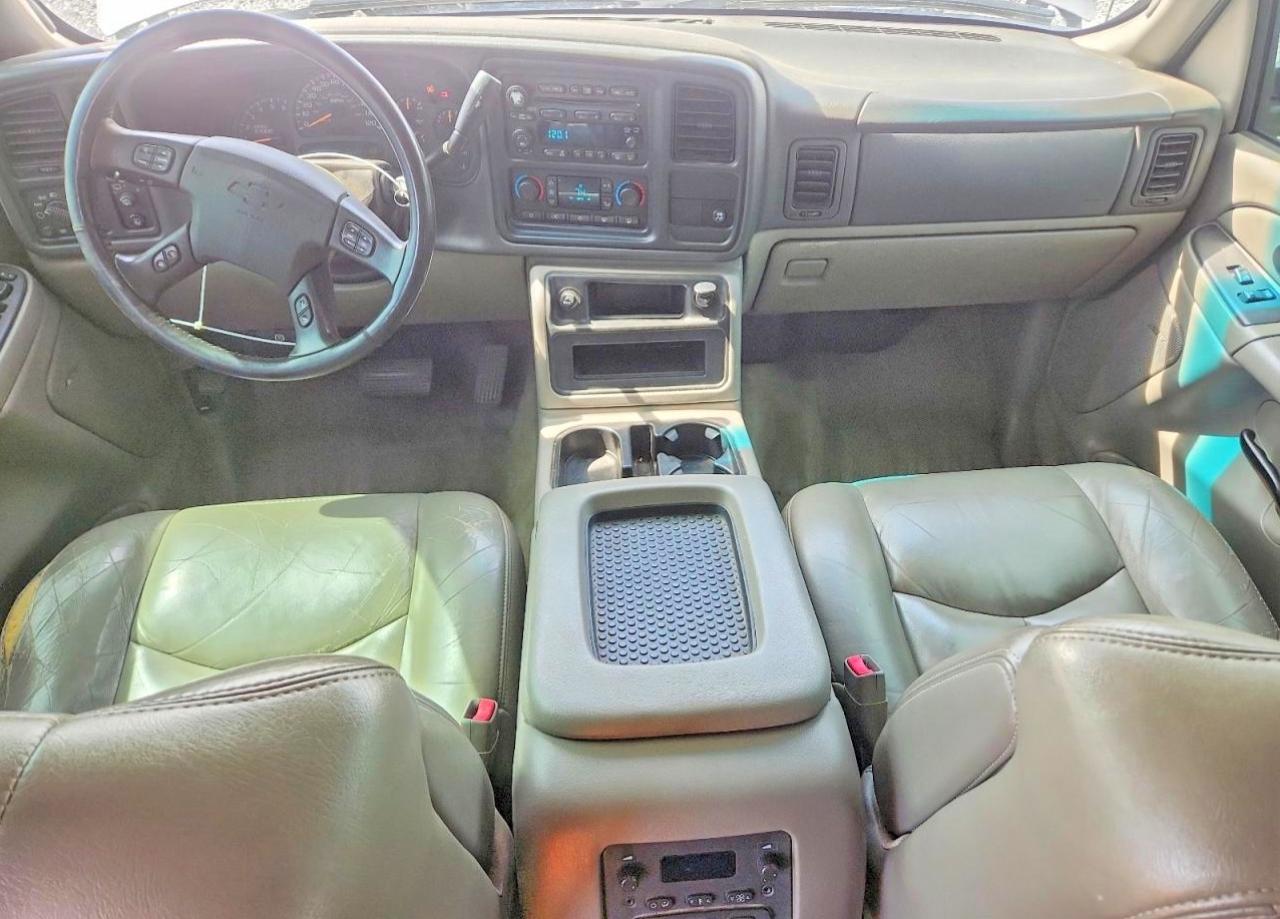 2005 CHEVROLET SUBURBAN K1500 photo 8