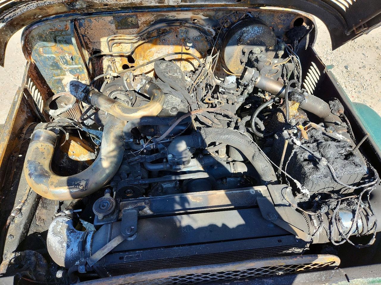 1977 TOYOTA LAND CRUISER FJ60 photo 11