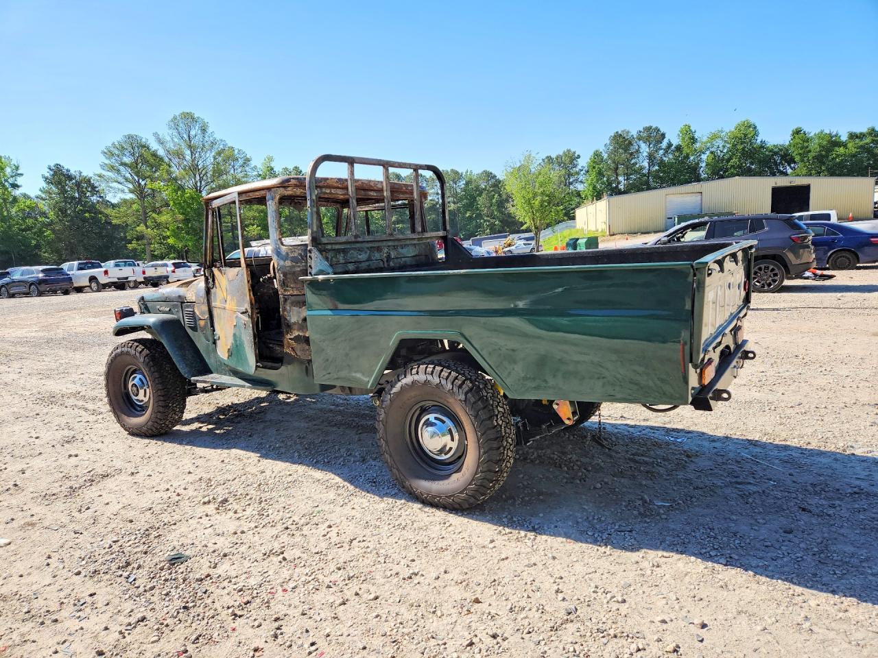 1977 TOYOTA LAND CRUISER FJ60 photo 2