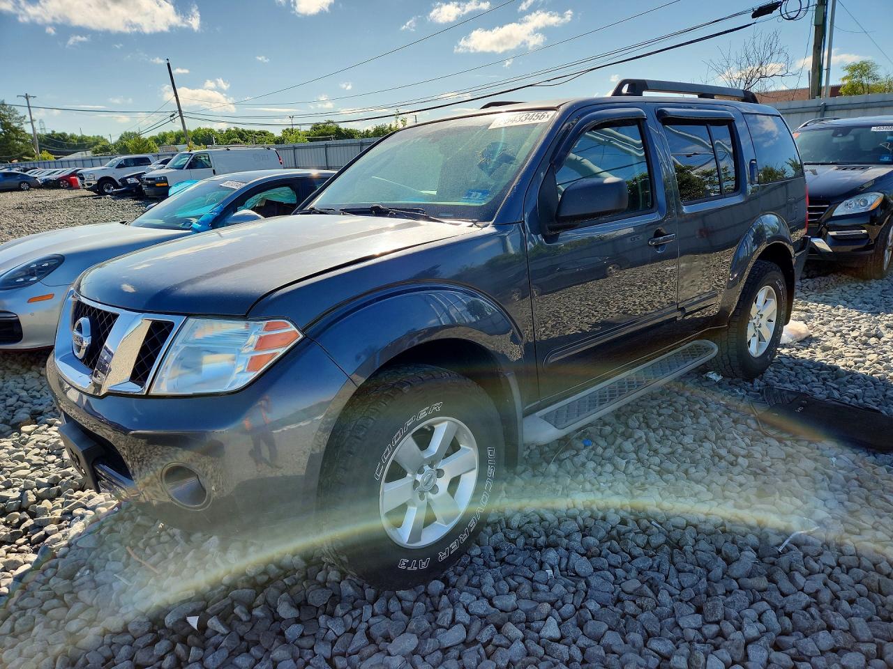 2012 NISSAN PATHFINDER