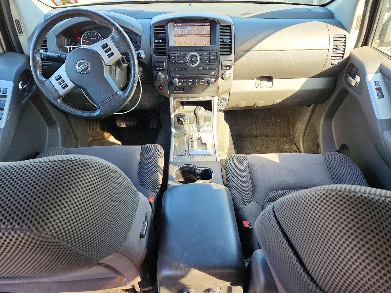 2012 NISSAN PATHFINDER S photo 8