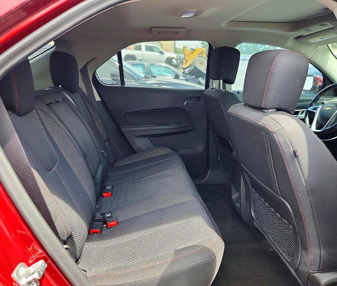 2017 CHEVROLET EQUINOX LT photo 19