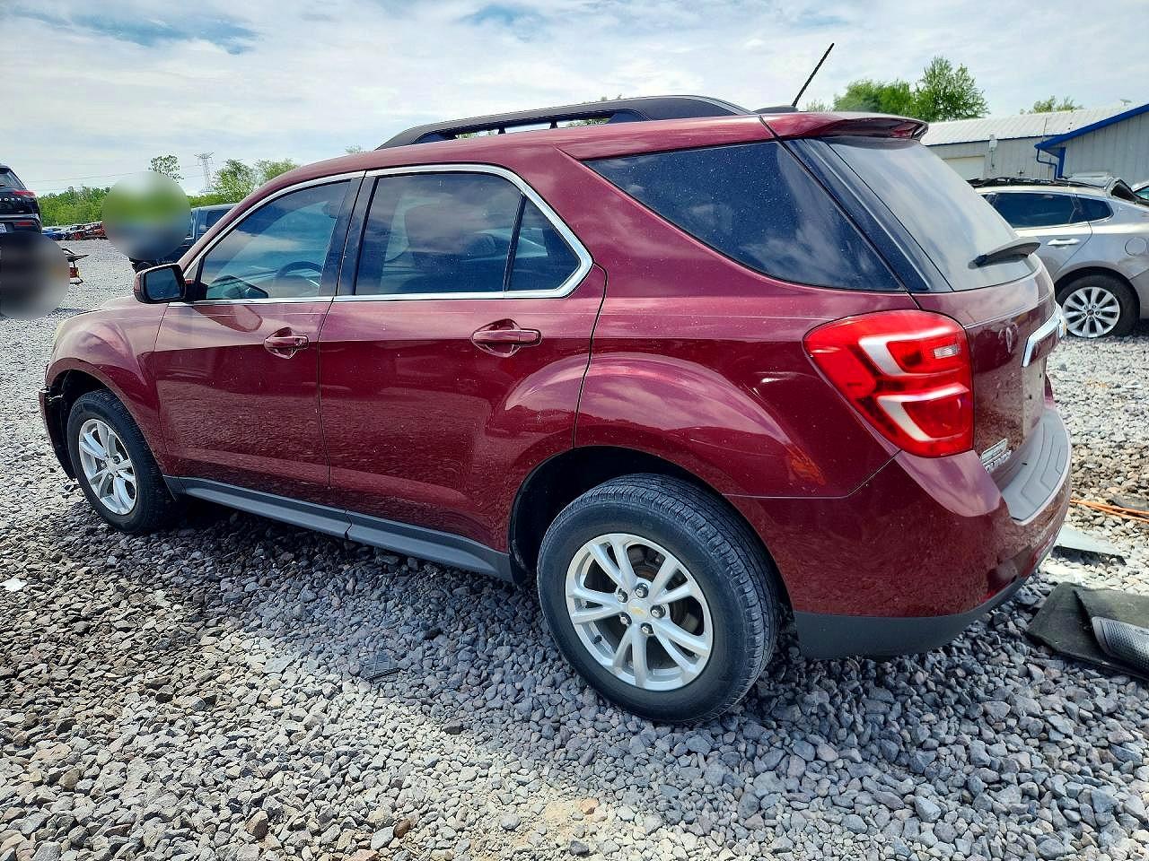 2017 CHEVROLET EQUINOX LT photo 3