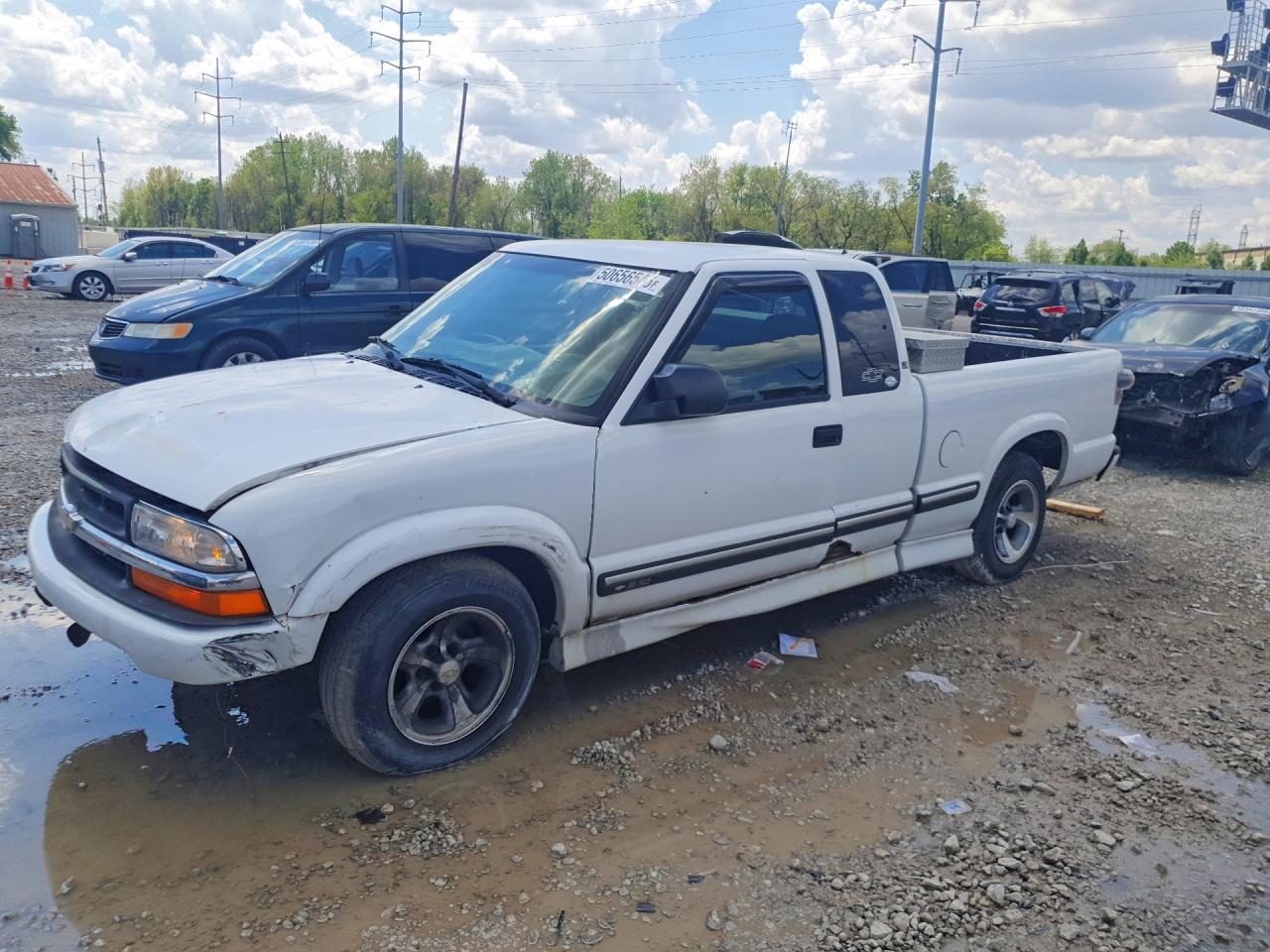2001 CHEVROLET S TRUCK