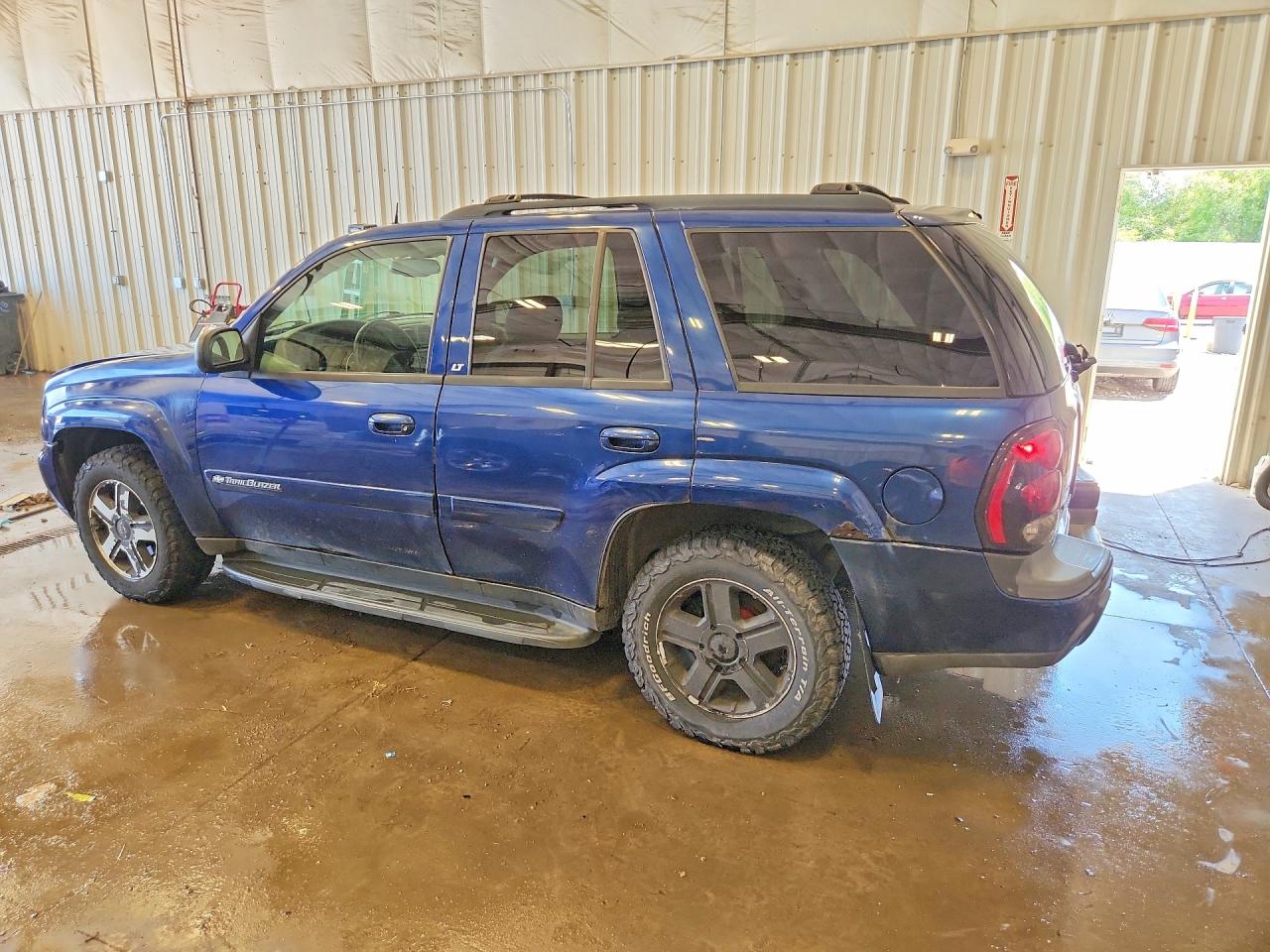 2004 CHEVROLET TRAILBLAZER LS photo 4