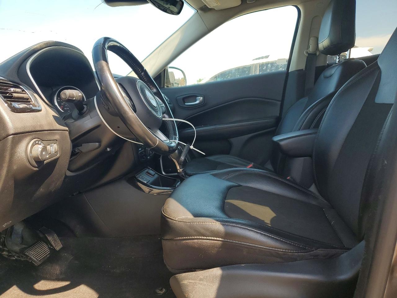 2021 JEEP COMPASS LATITUDE photo 19